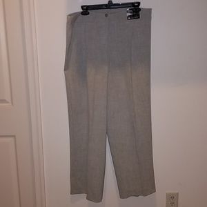 👖🎀 NWT! COMFY Avenue slacks with stretch.